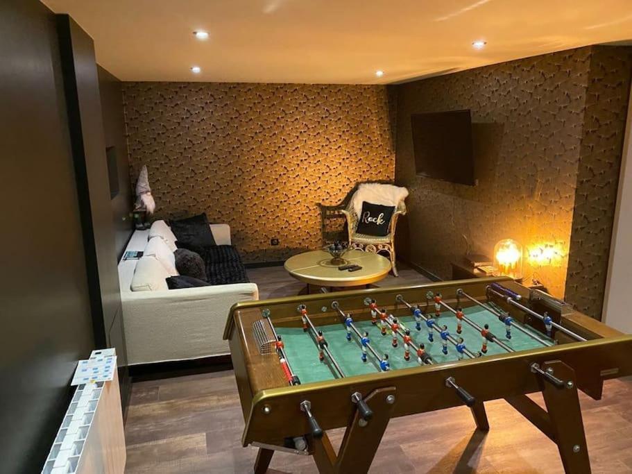 Ferme De Chenezeau - 15 Personnes , 7 Chambres Gérardmer Εξωτερικό φωτογραφία